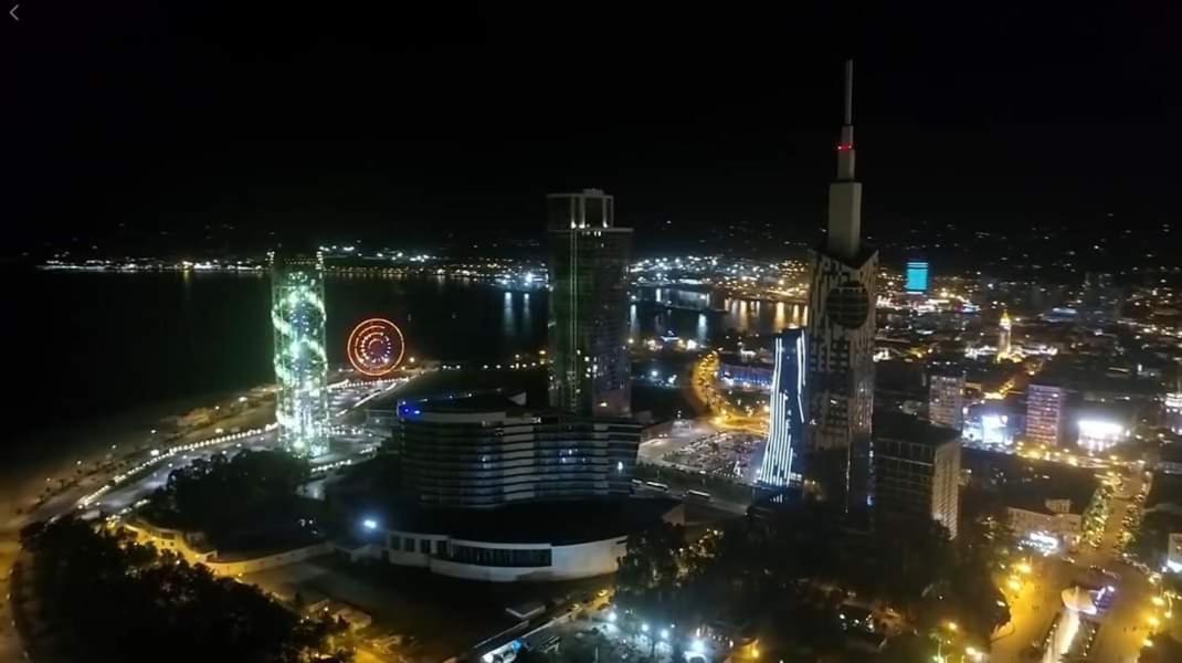 Apartment Twin Towers David Batumi Ngoại thất bức ảnh